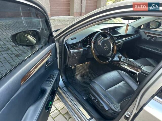 Серый Лексус ЕС, объемом двигателя 2.49 л и пробегом 249 тыс. км за 18300 $, фото 16 на Automoto.ua