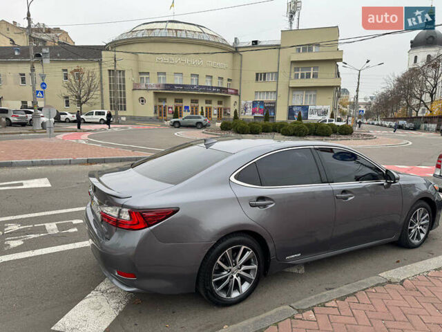 Серый Лексус ЕС, объемом двигателя 2.49 л и пробегом 190 тыс. км за 19500 $, фото 3 на Automoto.ua