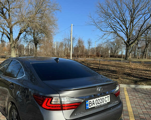 Серый Лексус ЕС, объемом двигателя 3.5 л и пробегом 155 тыс. км за 24700 $, фото 7 на Automoto.ua