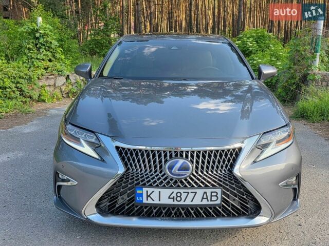 Сірий Лексус ЕС, об'ємом двигуна 2.49 л та пробігом 196 тис. км за 21500 $, фото 2 на Automoto.ua