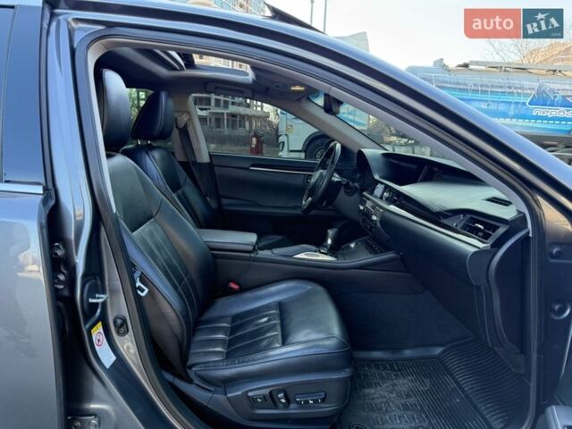 Серый Лексус ЕС, объемом двигателя 3.46 л и пробегом 156 тыс. км за 21000 $, фото 9 на Automoto.ua