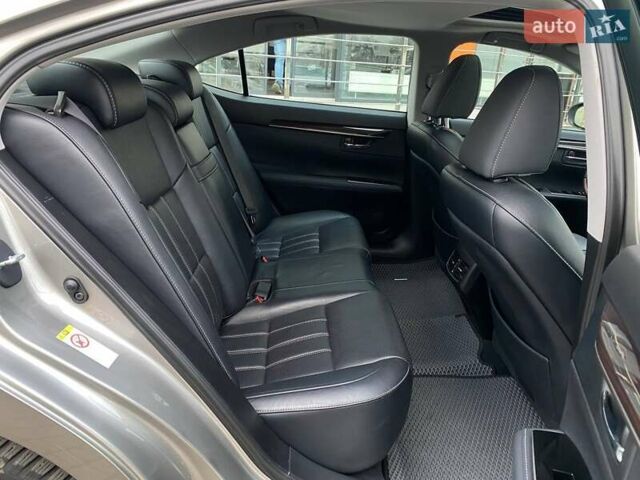 Серый Лексус ЕС, объемом двигателя 3.46 л и пробегом 68 тыс. км за 24900 $, фото 23 на Automoto.ua
