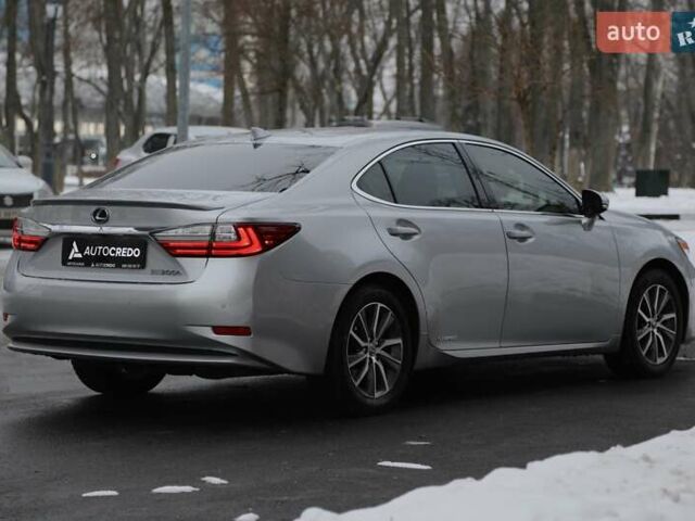 Сірий Лексус ЕС, об'ємом двигуна 2.49 л та пробігом 120 тис. км за 26000 $, фото 3 на Automoto.ua