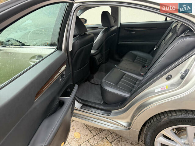 Серый Лексус ЕС, объемом двигателя 3.46 л и пробегом 67 тыс. км за 26500 $, фото 6 на Automoto.ua