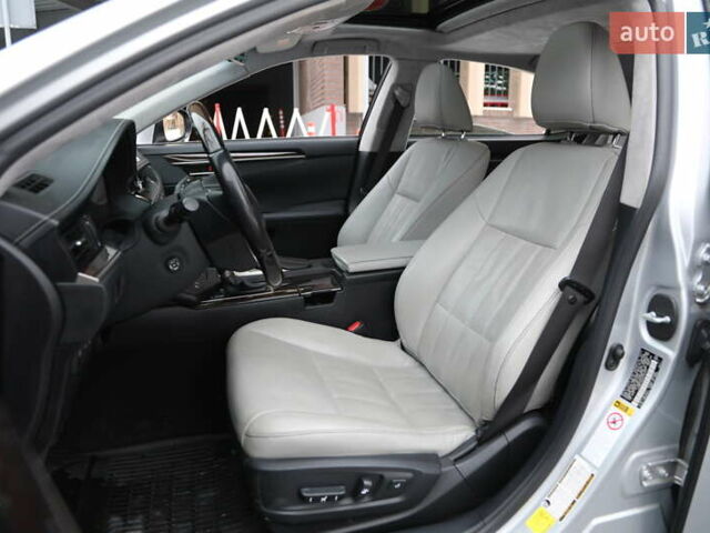 Сірий Лексус ЕС, об'ємом двигуна 2.49 л та пробігом 120 тис. км за 26000 $, фото 7 на Automoto.ua