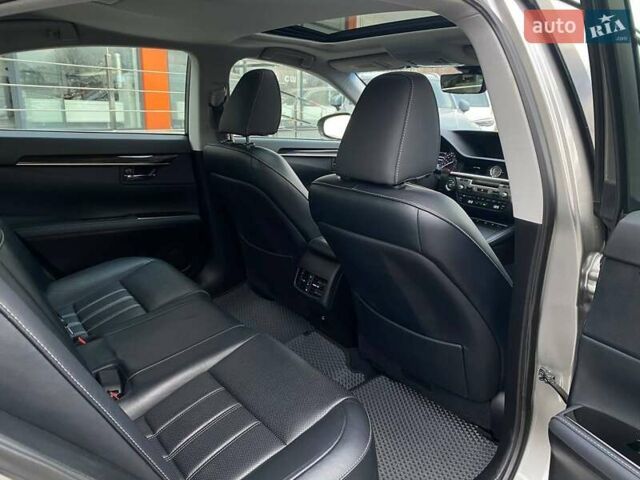 Серый Лексус ЕС, объемом двигателя 3.46 л и пробегом 68 тыс. км за 24900 $, фото 24 на Automoto.ua