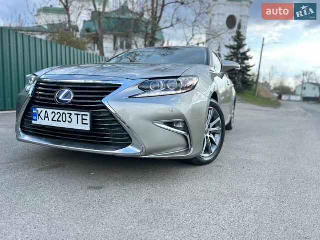 Сірий Лексус ЕС, об'ємом двигуна 2.49 л та пробігом 150 тис. км за 24000 $, фото 3 на Automoto.ua