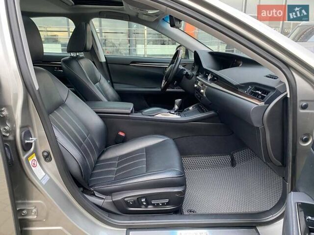 Серый Лексус ЕС, объемом двигателя 3.46 л и пробегом 68 тыс. км за 24900 $, фото 25 на Automoto.ua