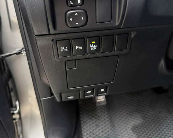 Серый Лексус ЕС, объемом двигателя 3.46 л и пробегом 67 тыс. км за 26500 $, фото 24 на Automoto.ua