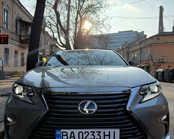 Серый Лексус ЕС, объемом двигателя 2.5 л и пробегом 55 тыс. км за 28599 $, фото 67 на Automoto.ua