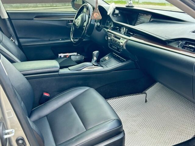Сірий Лексус ЕС, об'ємом двигуна 2.49 л та пробігом 150 тис. км за 24000 $, фото 12 на Automoto.ua