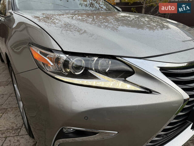Серый Лексус ЕС, объемом двигателя 3.46 л и пробегом 67 тыс. км за 26500 $, фото 14 на Automoto.ua
