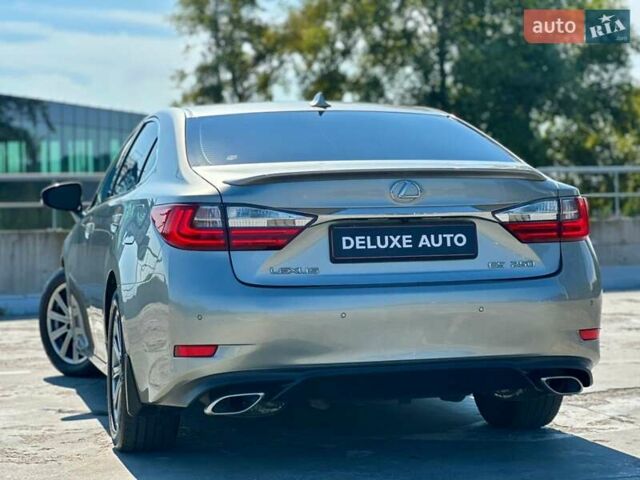 Лексус ЕС 2018 в Киеве на Automoto.ua Серый Лексус ЕС, объемом двигателя 2.49 л и пробегом 185 тыс. км за 24999 $, фото 14 на Automoto.ua