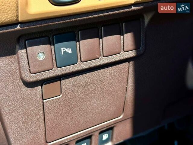 Лексус ЕС 2018 в Киеве на Automoto.ua Серый Лексус ЕС, объемом двигателя 2.49 л и пробегом 185 тыс. км за 24999 $, фото 54 на Automoto.ua