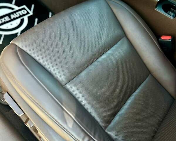 Лексус ЕС 2018 в Киеве на Automoto.ua Серый Лексус ЕС, объемом двигателя 2.49 л и пробегом 185 тыс. км за 24999 $, фото 56 на Automoto.ua