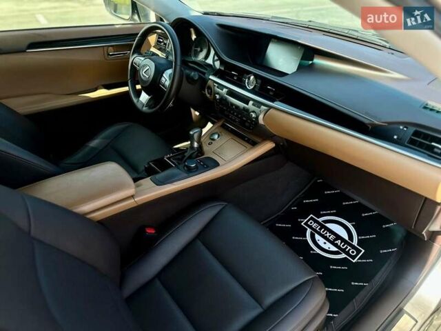Лексус ЕС 2018 в Киеве на Automoto.ua Серый Лексус ЕС, объемом двигателя 2.49 л и пробегом 185 тыс. км за 24999 $, фото 38 на Automoto.ua
