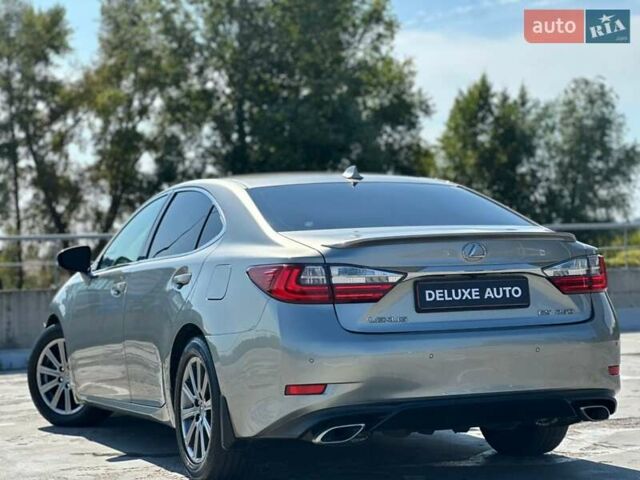 Лексус ЕС 2018 в Киеве на Automoto.ua Серый Лексус ЕС, объемом двигателя 2.49 л и пробегом 185 тыс. км за 24999 $, фото 15 на Automoto.ua