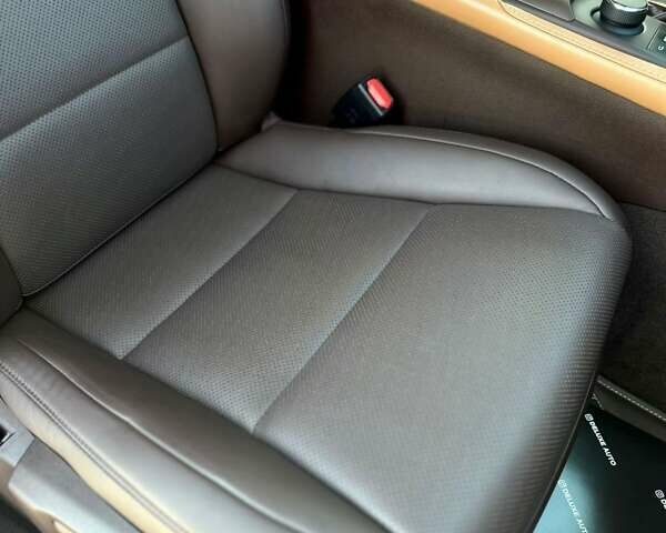 Лексус ЕС 2018 в Киеве на Automoto.ua Серый Лексус ЕС, объемом двигателя 2.49 л и пробегом 185 тыс. км за 24999 $, фото 59 на Automoto.ua