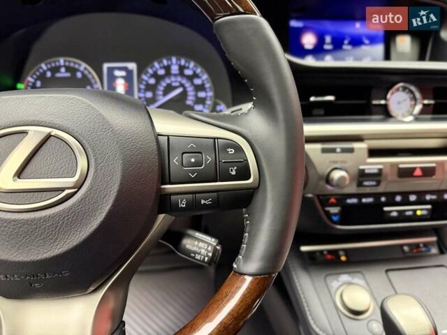 Сірий Лексус ЕС, об'ємом двигуна 3.5 л та пробігом 98 тис. км за 26900 $, фото 30 на Automoto.ua