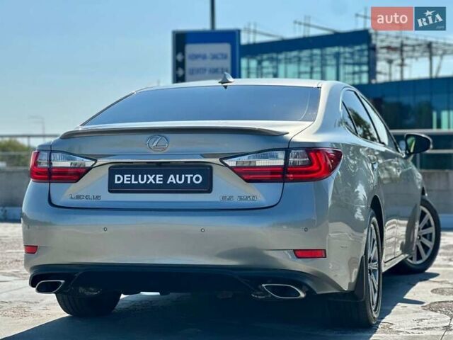Лексус ЕС 2018 в Киеве на Automoto.ua Серый Лексус ЕС, объемом двигателя 2.49 л и пробегом 185 тыс. км за 24999 $, фото 16 на Automoto.ua
