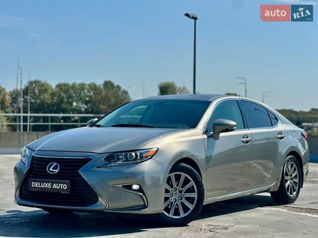 Лексус ЕС 2018 в Киеве на Automoto.ua Серый Лексус ЕС, объемом двигателя 2.49 л и пробегом 185 тыс. км за 24999 $, фото 4 на Automoto.ua