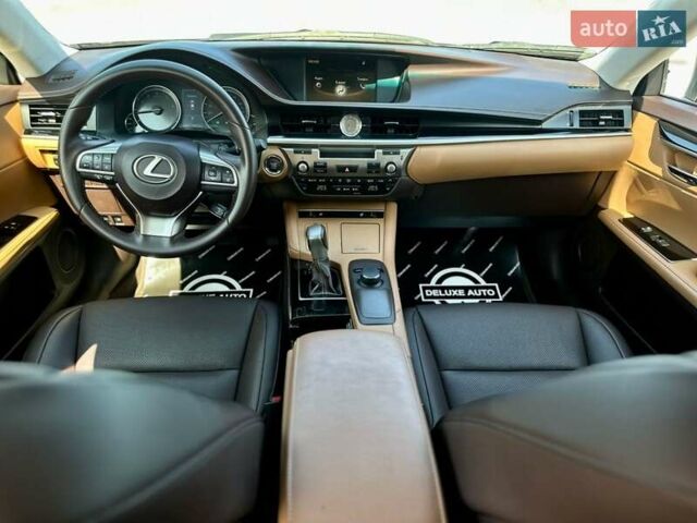 Лексус ЕС 2018 в Киеве на Automoto.ua Серый Лексус ЕС, объемом двигателя 2.49 л и пробегом 185 тыс. км за 24999 $, фото 40 на Automoto.ua