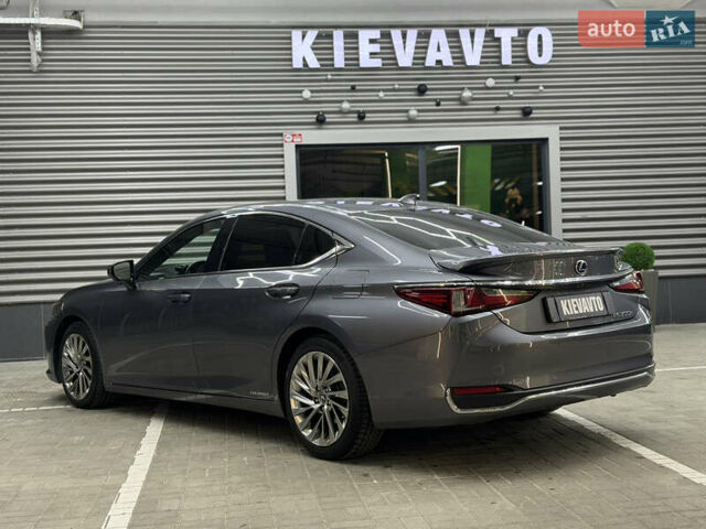 Серый Лексус ЕС, объемом двигателя 2.5 л и пробегом 114 тыс. км за 30500 $, фото 6 на Automoto.ua