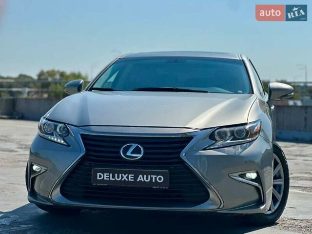 Лексус ЕС 2018 в Киеве на Automoto.ua Серый Лексус ЕС, объемом двигателя 2.49 л и пробегом 185 тыс. км за 24999 $, фото 2 на Automoto.ua