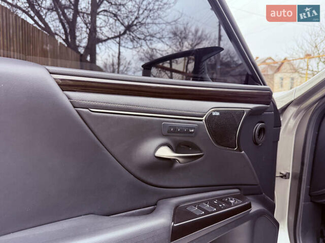 Серый Лексус ЕС, объемом двигателя 2.49 л и пробегом 98 тыс. км за 35500 $, фото 28 на Automoto.ua