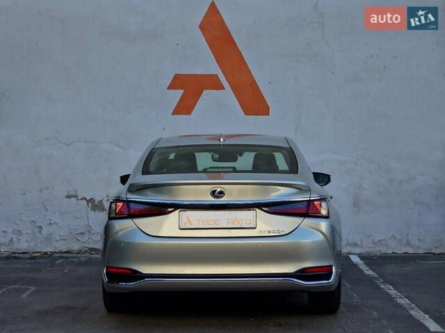 Лексус ЕС 2019 в Одессе на Automoto.ua Серый Лексус ЕС, объемом двигателя 2.49 л и пробегом 39 тыс. км за 39990 $, фото 35 на Automoto.ua