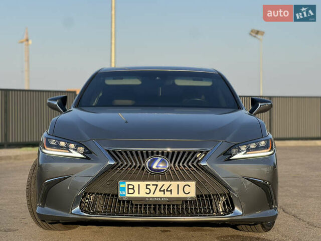 Сірий Лексус ЕС, об'ємом двигуна 2.49 л та пробігом 65 тис. км за 34000 $, фото 1 на Automoto.ua