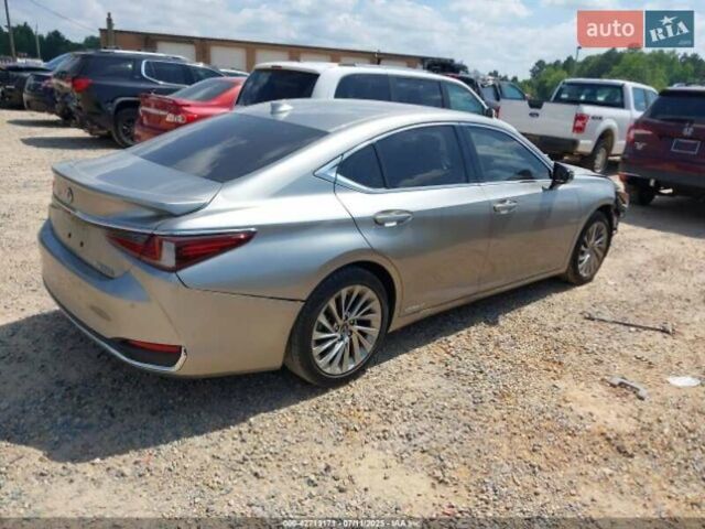 Серый Лексус ЕС, объемом двигателя 2.49 л и пробегом 43 тыс. км за 29000 $, фото 3 на Automoto.ua