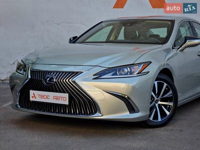 Лексус ЕС 2019 в Одессе на Automoto.ua Серый Лексус ЕС, объемом двигателя 2.49 л и пробегом 39 тыс. км за 39990 $, фото 12 на Automoto.ua