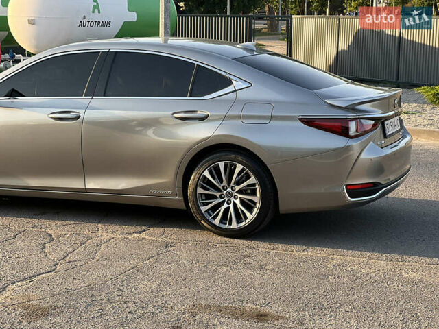 Сірий Лексус ЕС, об'ємом двигуна 2.49 л та пробігом 65 тис. км за 34000 $, фото 17 на Automoto.ua