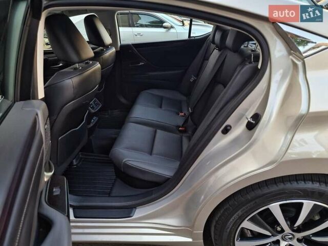 Лексус ЕС 2019 в Одессе на Automoto.ua Серый Лексус ЕС, объемом двигателя 2.49 л и пробегом 39 тыс. км за 39990 $, фото 54 на Automoto.ua