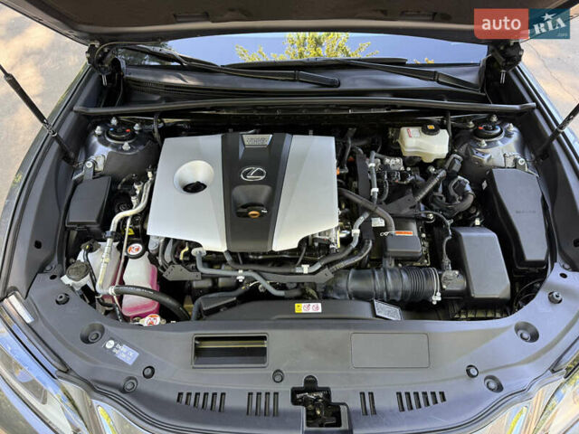 Серый Лексус ЕС, объемом двигателя 2.49 л и пробегом 47 тыс. км за 30900 $, фото 11 на Automoto.ua