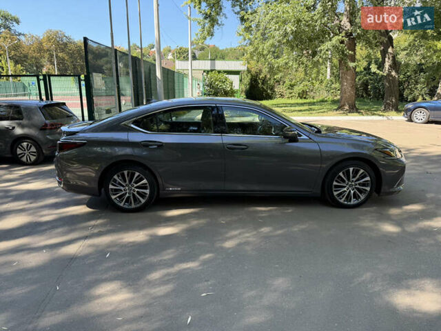 Серый Лексус ЕС, объемом двигателя 2.49 л и пробегом 47 тыс. км за 32500 $, фото 7 на Automoto.ua