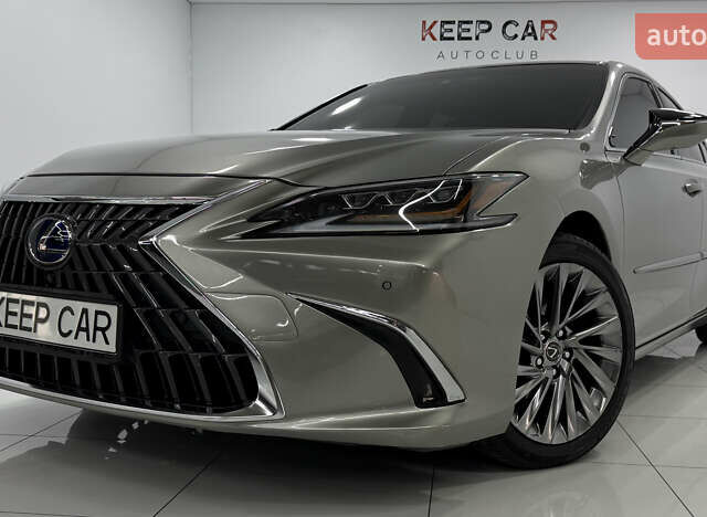 Лексус ЕС 2019 в Одессе на Automoto.ua Серый Лексус ЕС, объемом двигателя 2.49 л и пробегом 72 тыс. км за 33000 $, фото 2 на Automoto.ua