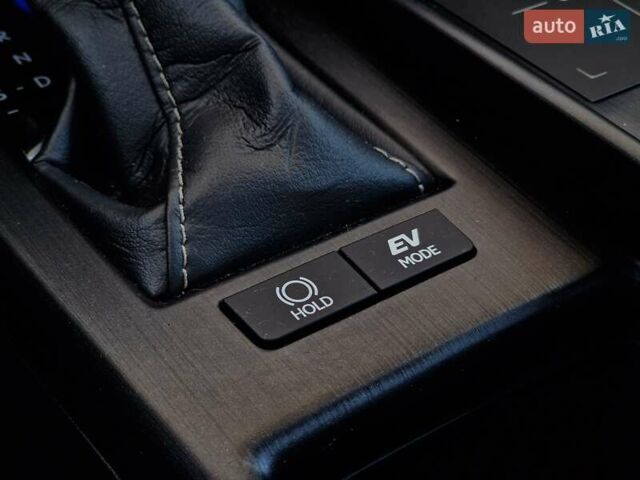 Лексус ЕС 2019 в Одессе на Automoto.ua Серый Лексус ЕС, объемом двигателя 2.49 л и пробегом 39 тыс. км за 39990 $, фото 62 на Automoto.ua