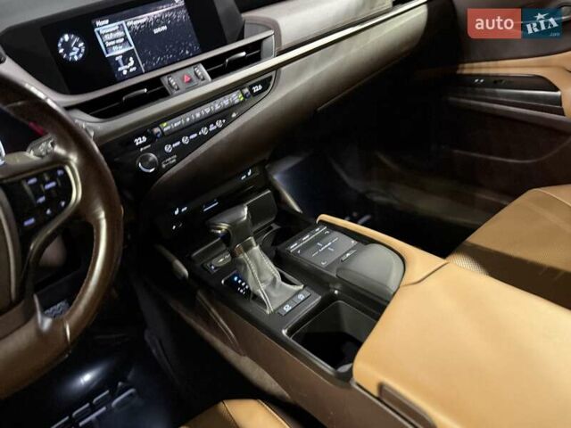 Сірий Лексус ЕС, об'ємом двигуна 2.49 л та пробігом 128 тис. км за 31900 $, фото 23 на Automoto.ua