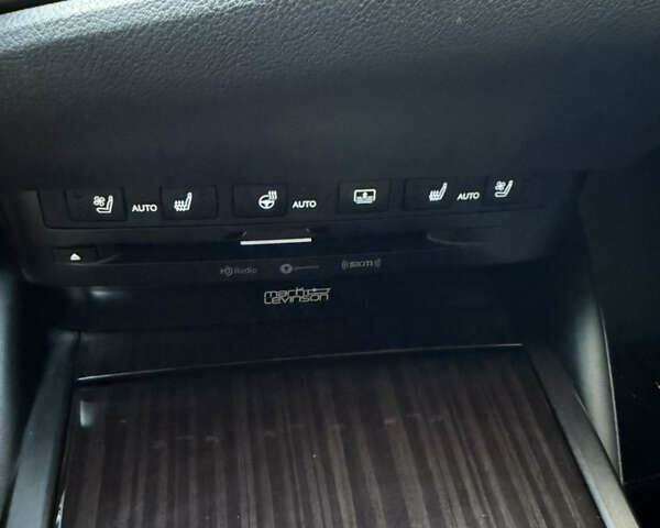 Лексус ЕС 2019 в Киеве на Automoto.ua Серый Лексус ЕС, объемом двигателя 2.49 л и пробегом 120 тыс. км за 35200 $, фото 10 на Automoto.ua