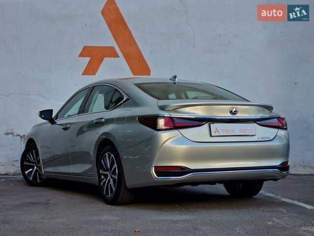 Лексус ЕС 2019 в Одессе на Automoto.ua Серый Лексус ЕС, объемом двигателя 2.49 л и пробегом 39 тыс. км за 39990 $, фото 27 на Automoto.ua