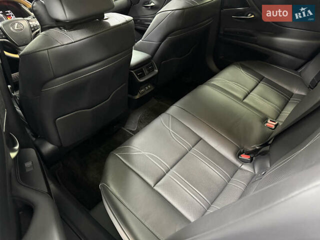 Лексус ЕС 2019 в Одессе на Automoto.ua Серый Лексус ЕС, объемом двигателя 2.49 л и пробегом 72 тыс. км за 33000 $, фото 28 на Automoto.ua