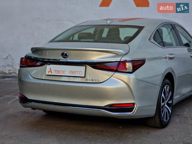 Лексус ЕС 2019 в Одессе на Automoto.ua Серый Лексус ЕС, объемом двигателя 2.49 л и пробегом 39 тыс. км за 39990 $, фото 34 на Automoto.ua
