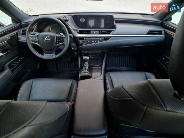 Лексус ЕС 2019 в Одессе на Automoto.ua Серый Лексус ЕС, объемом двигателя 2.49 л и пробегом 39 тыс. км за 39990 $, фото 55 на Automoto.ua