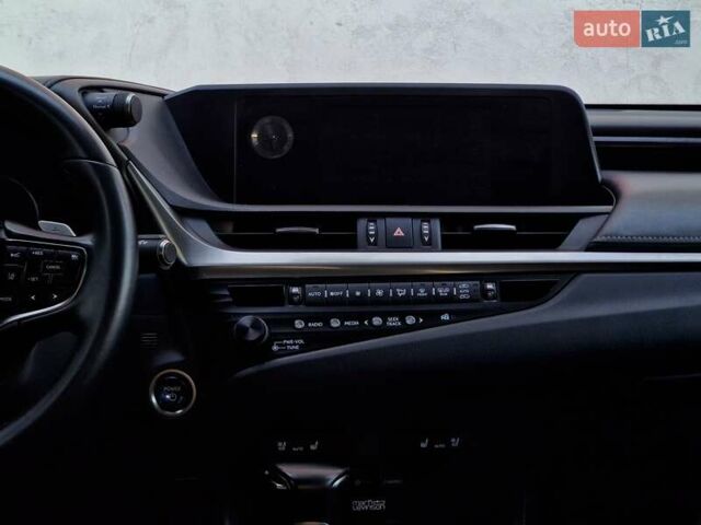 Лексус ЕС 2019 в Одессе на Automoto.ua Серый Лексус ЕС, объемом двигателя 2.49 л и пробегом 39 тыс. км за 39990 $, фото 56 на Automoto.ua