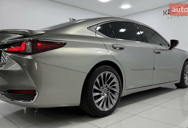 Лексус ЕС 2019 в Одессе на Automoto.ua Серый Лексус ЕС, объемом двигателя 2.49 л и пробегом 72 тыс. км за 33000 $, фото 21 на Automoto.ua