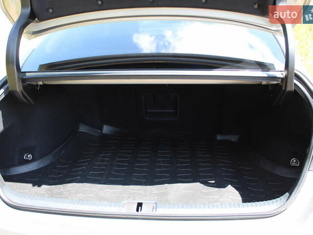 Лексус ЕС 2019 в Киеве на Automoto.ua Серый Лексус ЕС, объемом двигателя 2.49 л и пробегом 96 тыс. км за 30000 $, фото 11 на Automoto.ua