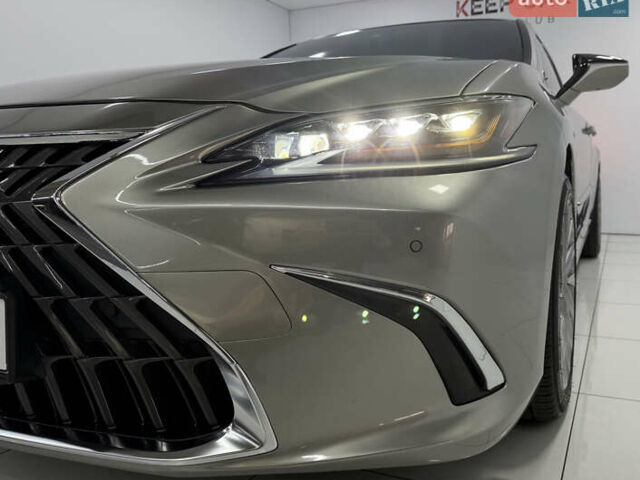 Лексус ЕС 2019 в Одессе на Automoto.ua Серый Лексус ЕС, объемом двигателя 2.49 л и пробегом 72 тыс. км за 33000 $, фото 12 на Automoto.ua