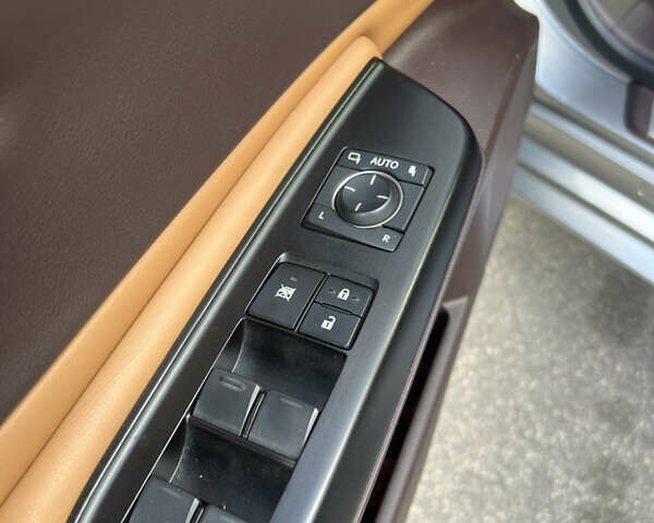 Лексус ЕС 2019 у Дніпро (Дніпропетровську) на Automoto.ua Сірий Лексус ЕС, об'ємом двигуна 2.49 л та пробігом 99 тис. км за 37200 $, фото 22 на Automoto.ua